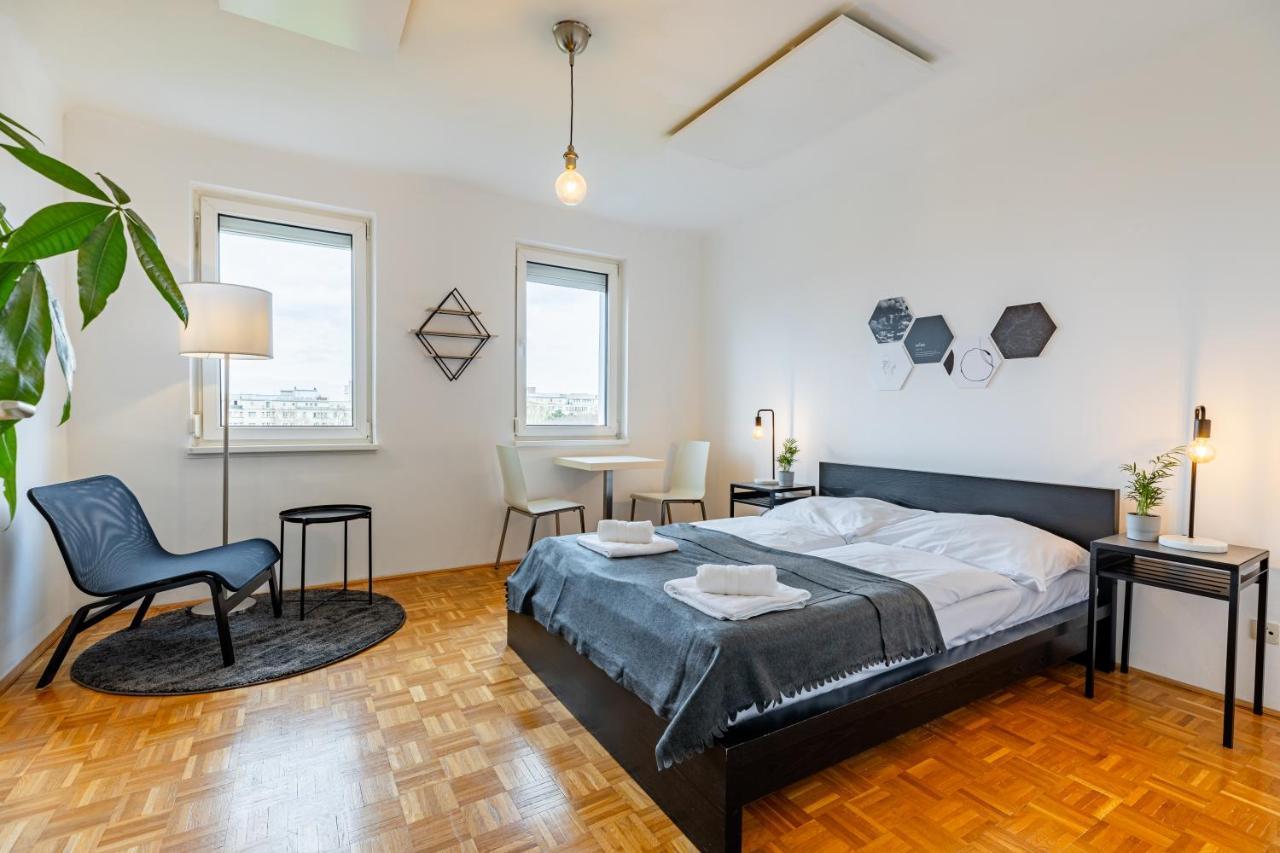 New With A View - Modern Studio Vienna Exterior photo